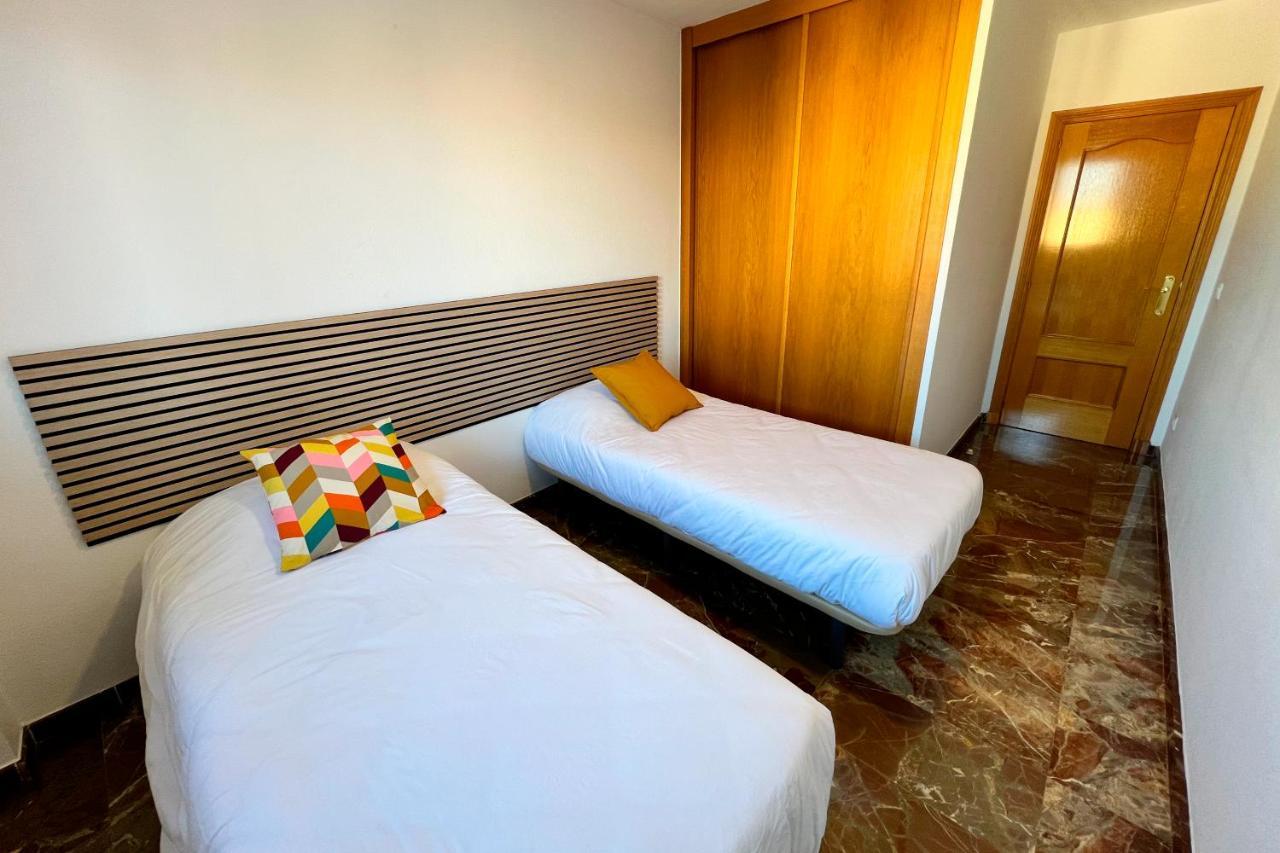 Apartamentos Zaragoza 3000 Luaran gambar
